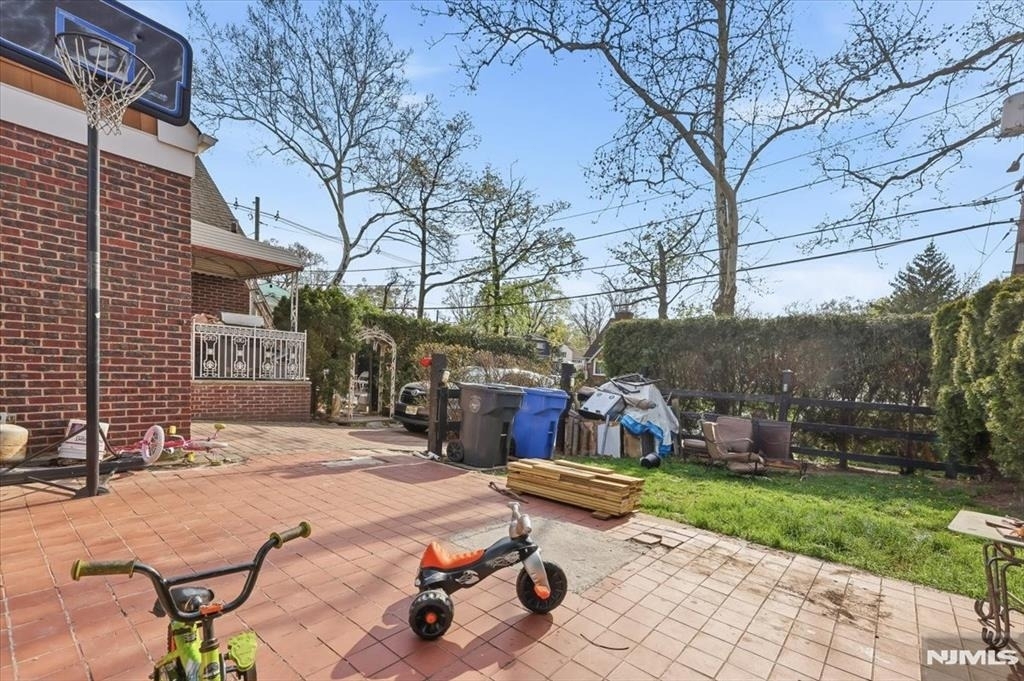 409 Tryon - Photo 31