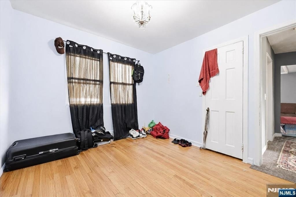 409 Tryon - Photo 13