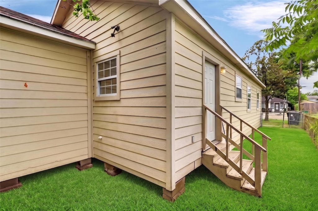 1315 E 33rd Street - Photo 27