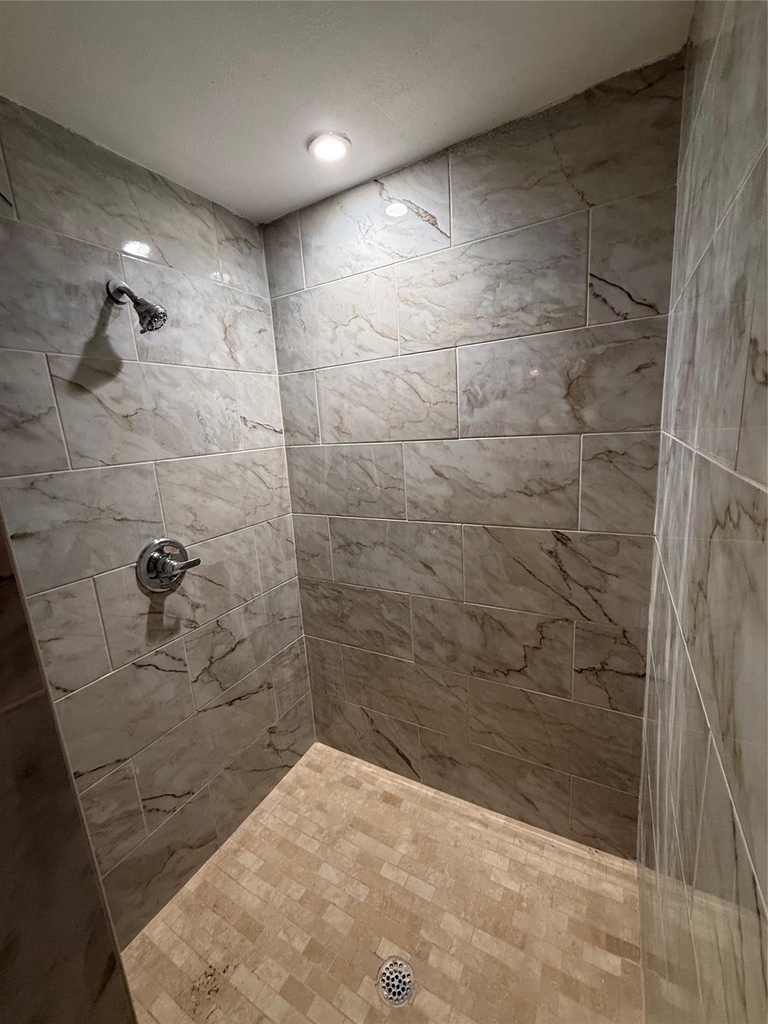 430 Sedgwick Drive - Photo 7