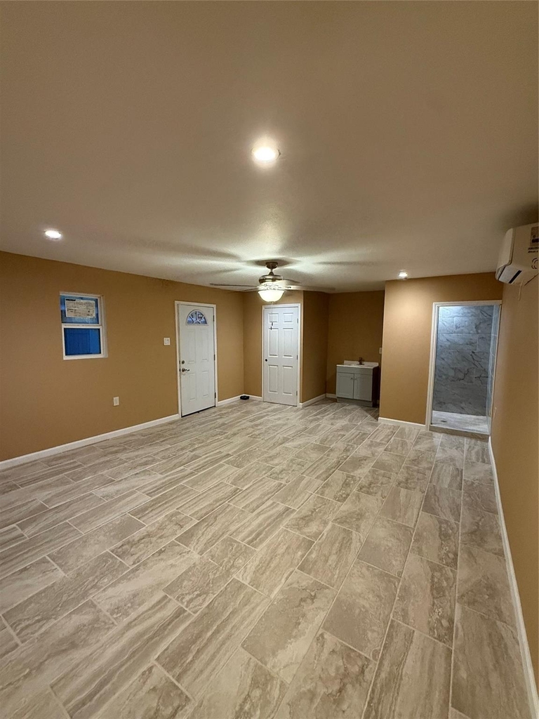 430 Sedgwick Drive - Photo 6