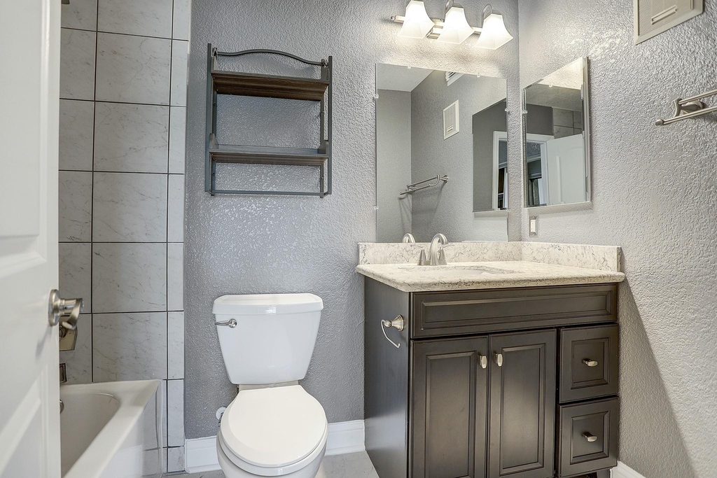2121 El Paseo Street - Photo 19