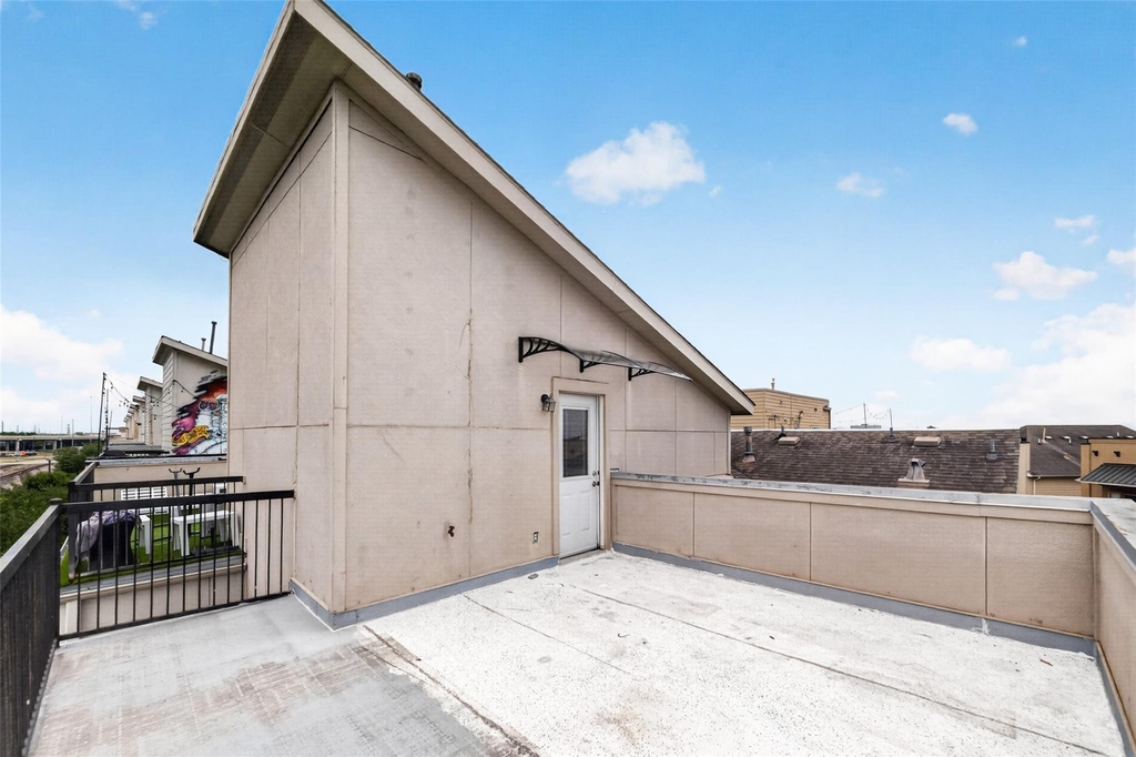 2352 Sperber Lane - Photo 32