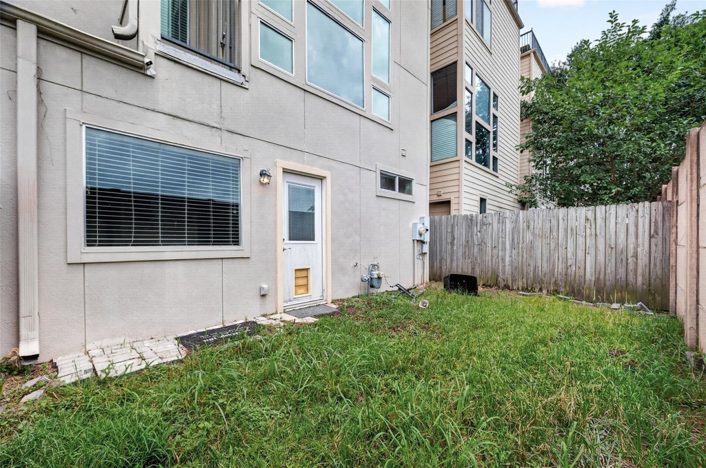 2352 Sperber Lane - Photo 34