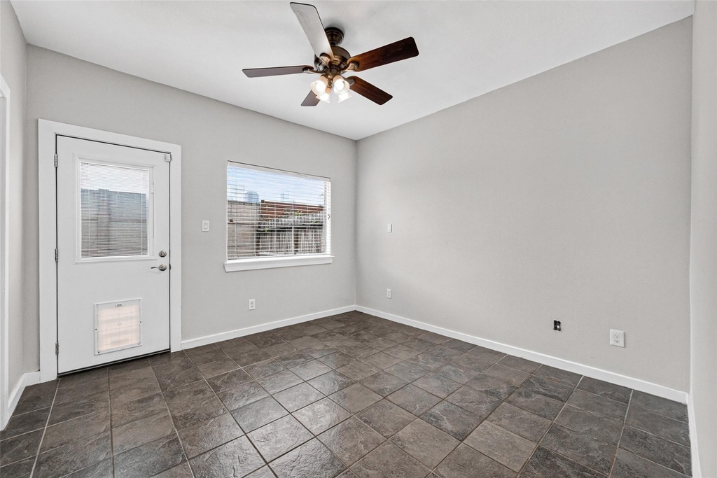 2352 Sperber Lane - Photo 16