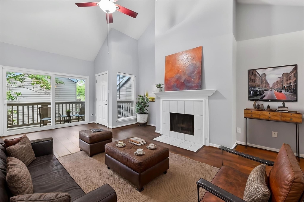 2100 Tanglewilde Street - Photo 1