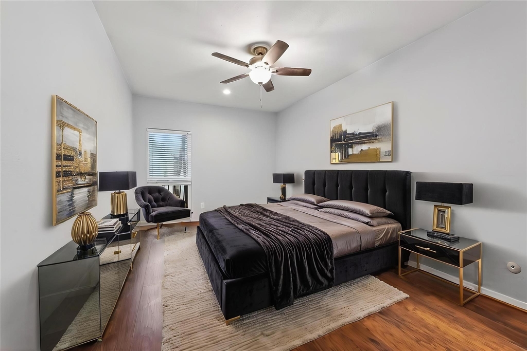 2100 Tanglewilde Street - Photo 11