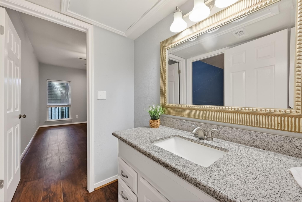 2100 Tanglewilde Street - Photo 21