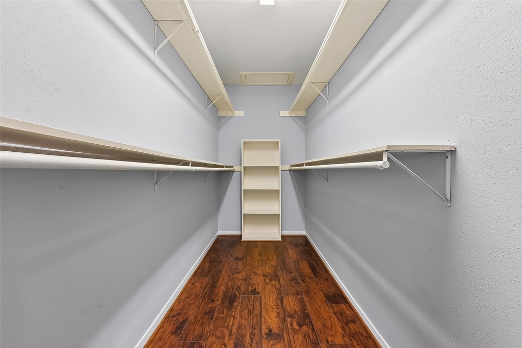 2100 Tanglewilde Street - Photo 25