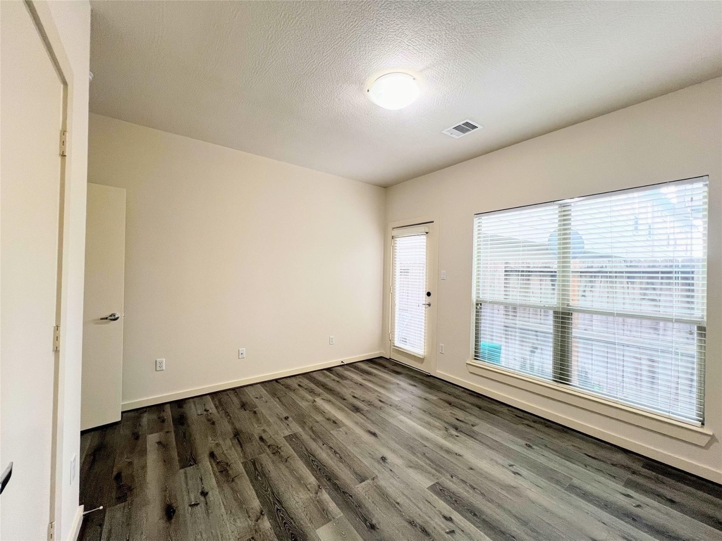 1126 Bonner Street - Photo 13