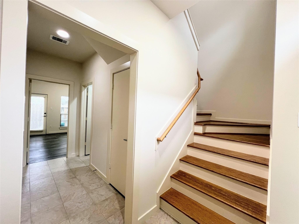 1126 Bonner Street - Photo 1