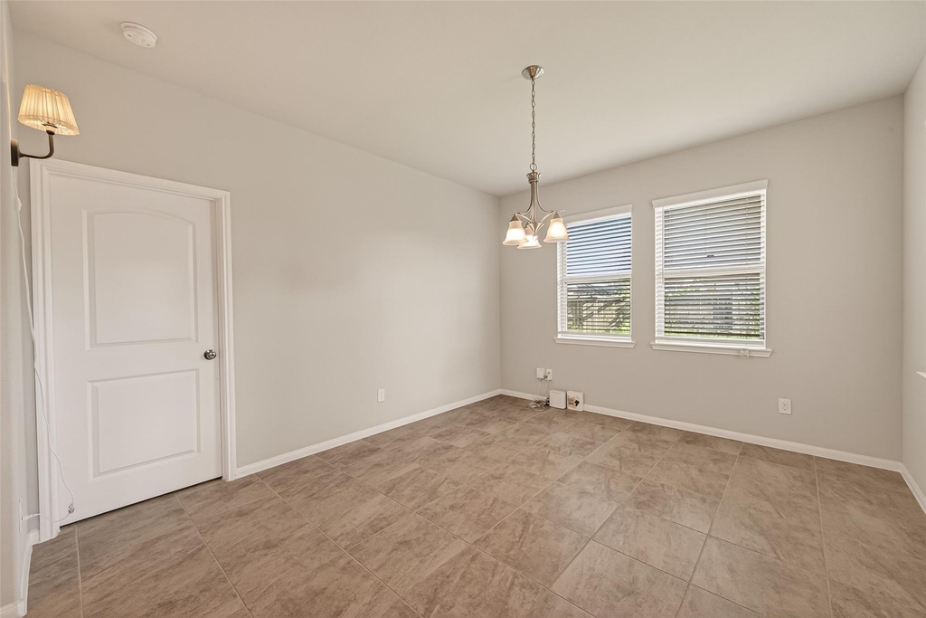 20427 Alpine Meadow Place - Photo 18