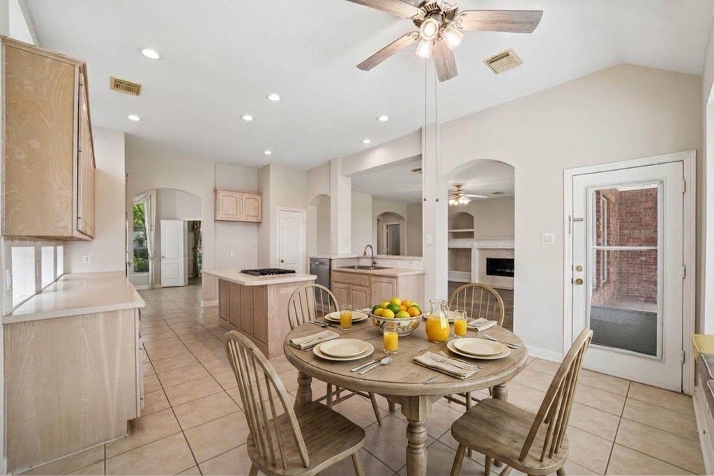 5807 Bayberry Way - Photo 12
