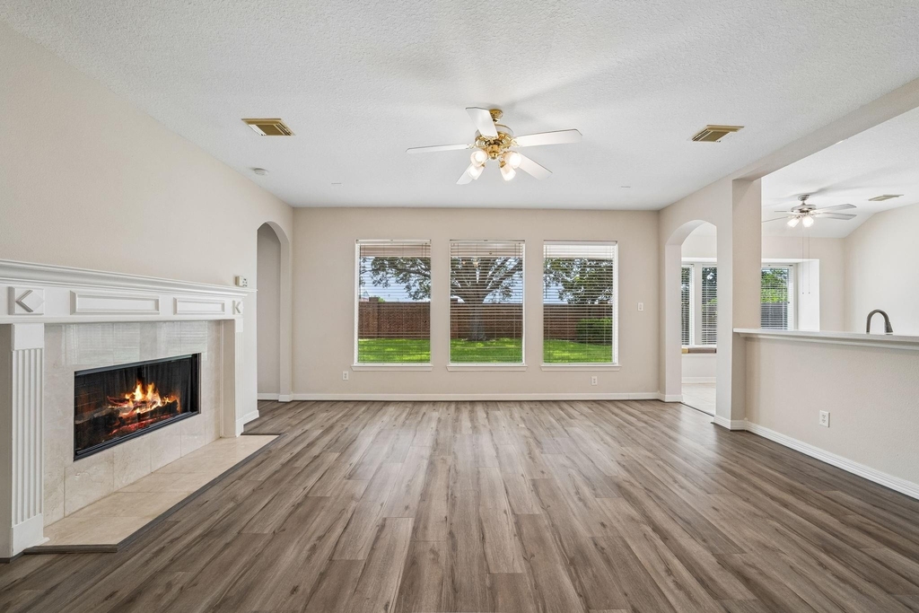 5807 Bayberry Way - Photo 11