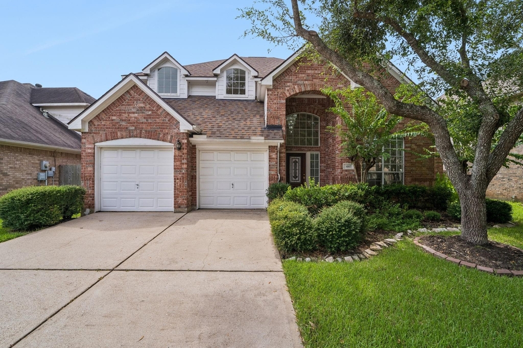 5807 Bayberry Way - Photo 0