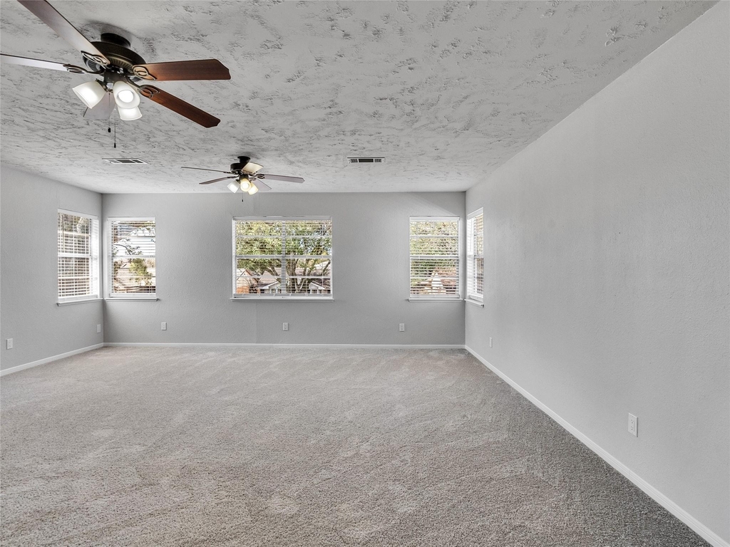 2305 Peach Lane - Photo 27