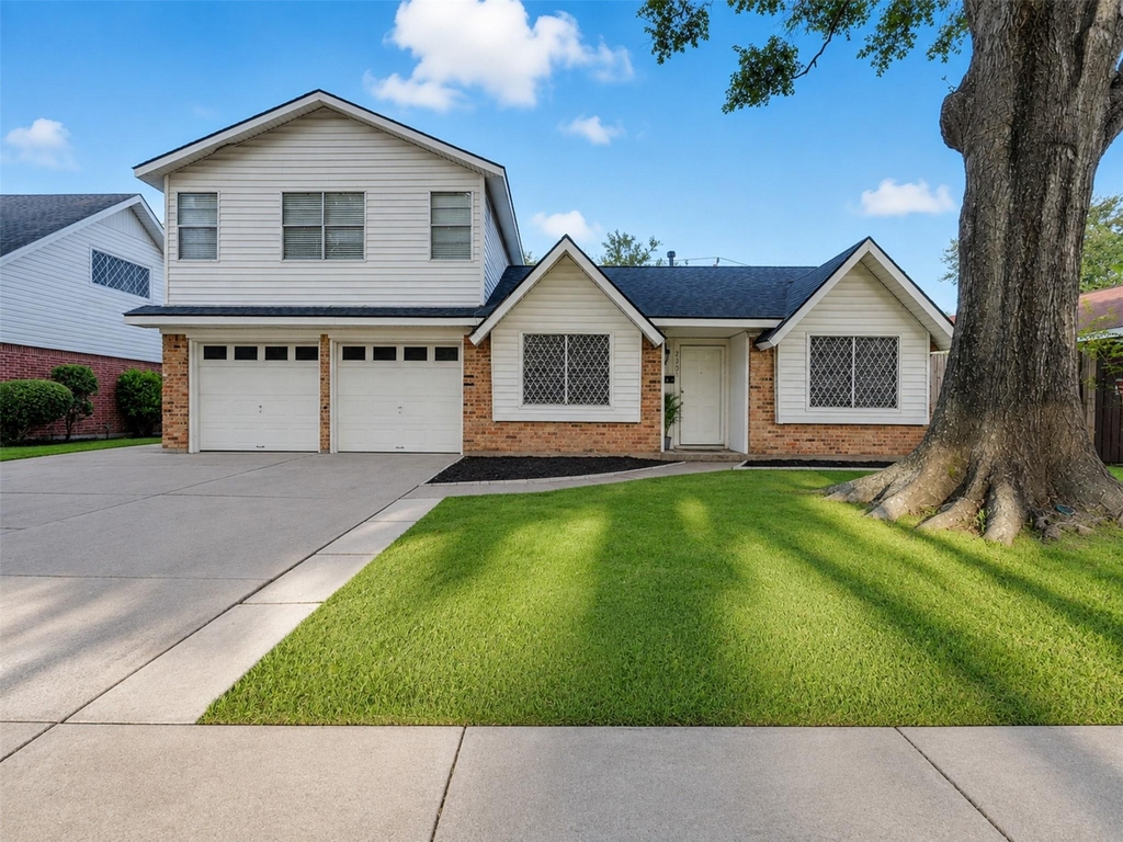 2305 Peach Lane - Photo 3