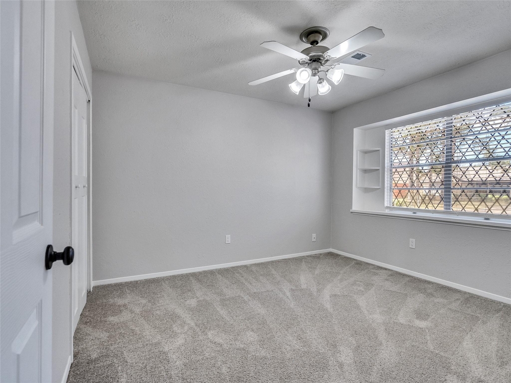 2305 Peach Lane - Photo 23