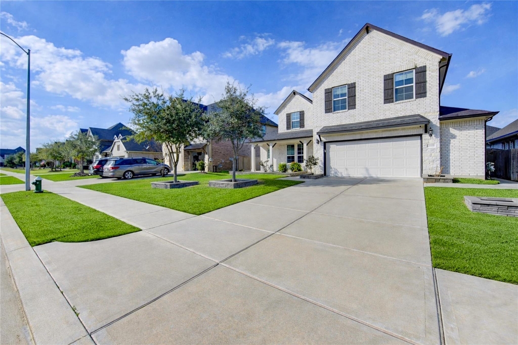 28918 Woods Rose Court - Photo 0