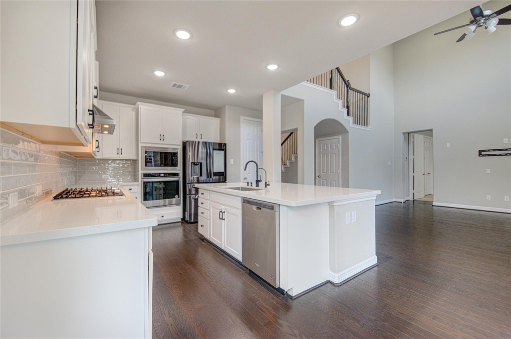 28918 Woods Rose Court - Photo 13