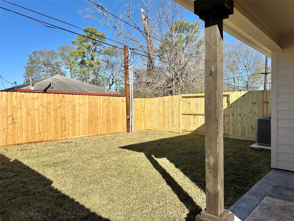 2444 Carmel Street - Photo 25