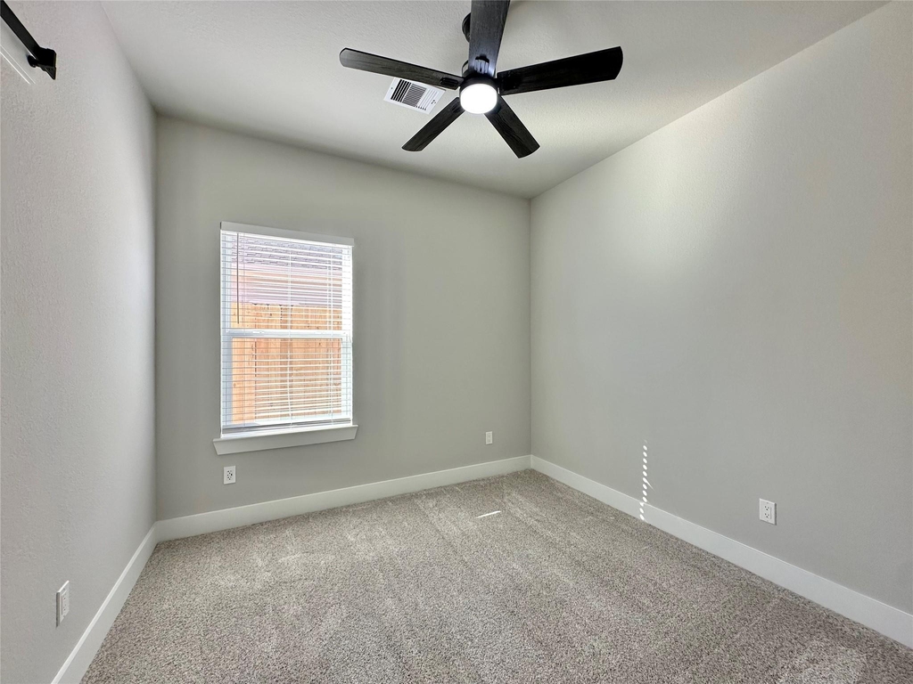 2444 Carmel Street - Photo 20