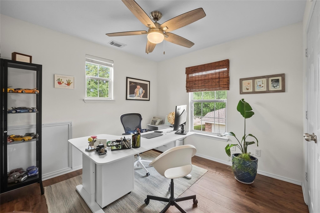 7806 Northfork Hollow Lane - Photo 8