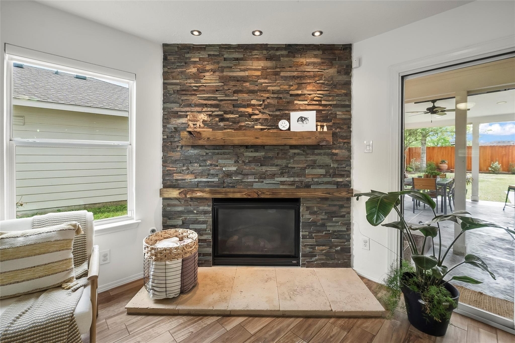 7806 Northfork Hollow Lane - Photo 2