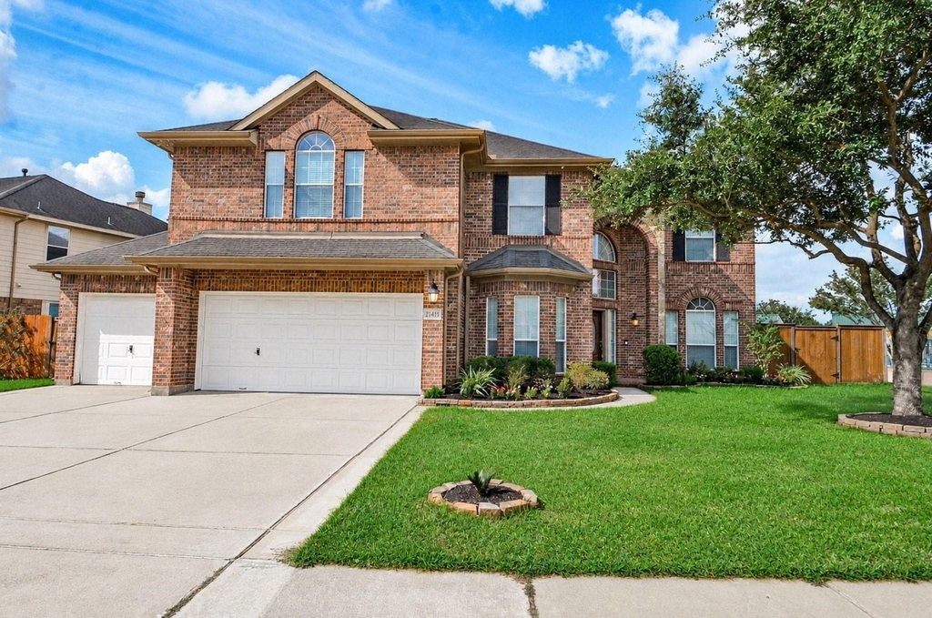 21415 Sierra Bend Drive - Photo 1