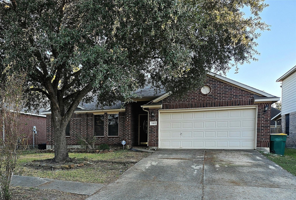 2419 Floral Ridge Drive - Photo 0