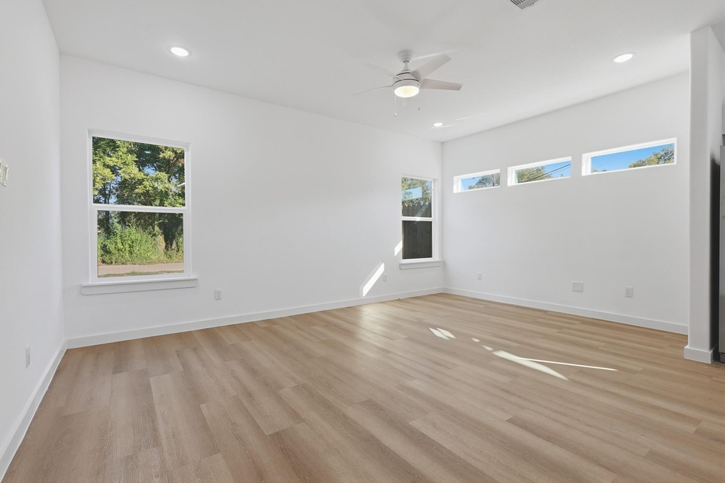 903 Marjorie Street - Photo 3