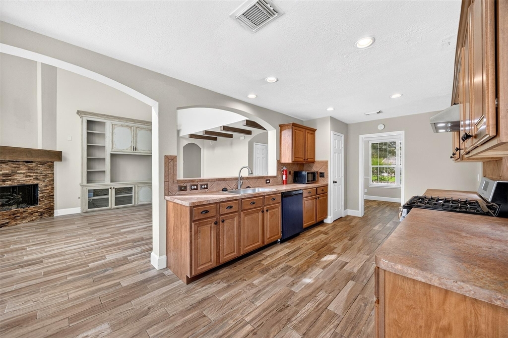 7603 Kenmark Court - Photo 14