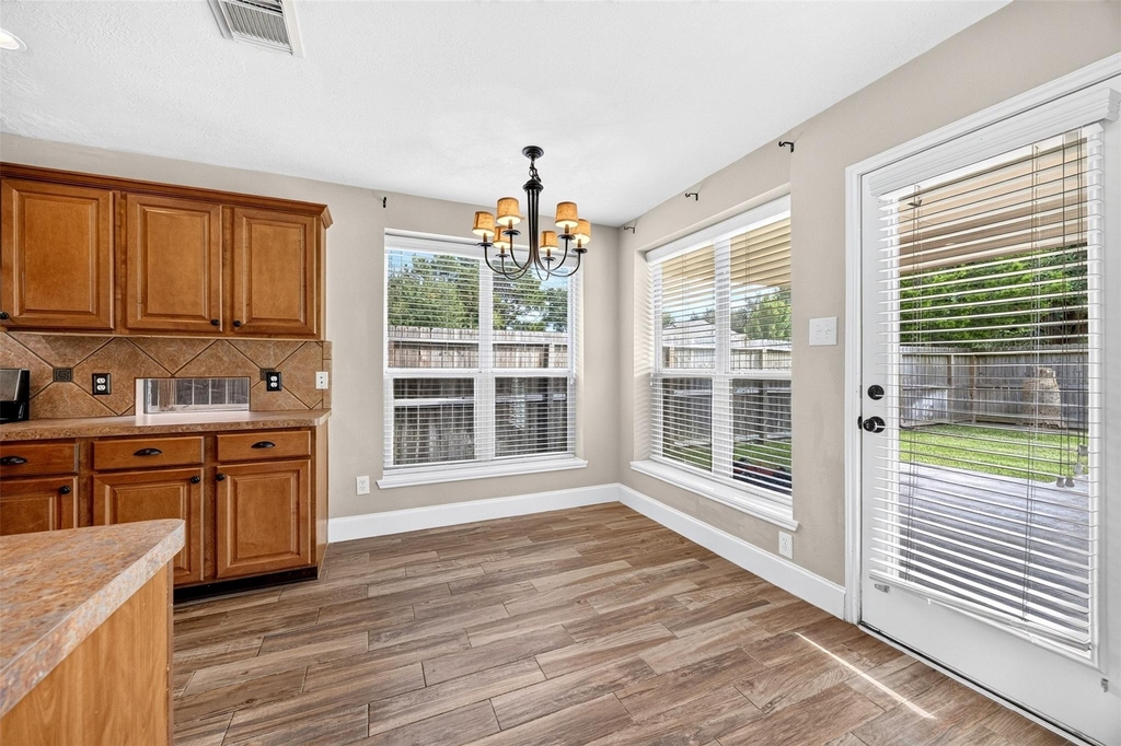 7603 Kenmark Court - Photo 18