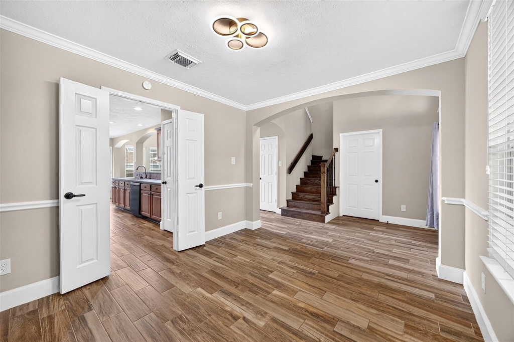 7603 Kenmark Court - Photo 9