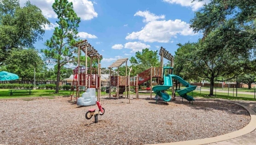 7603 Kenmark Court - Photo 45