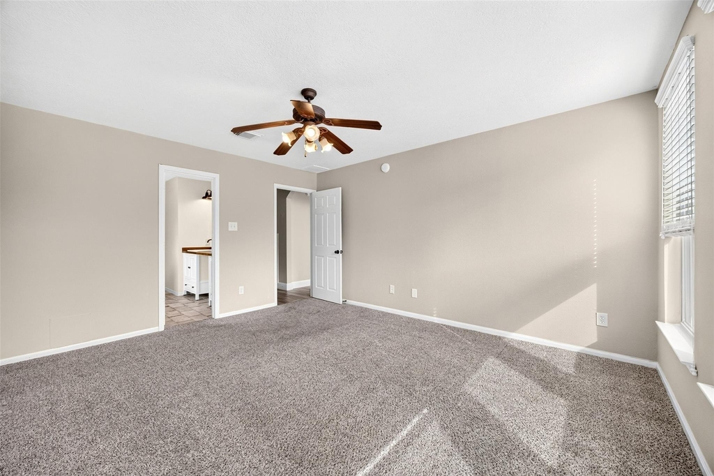 7603 Kenmark Court - Photo 20