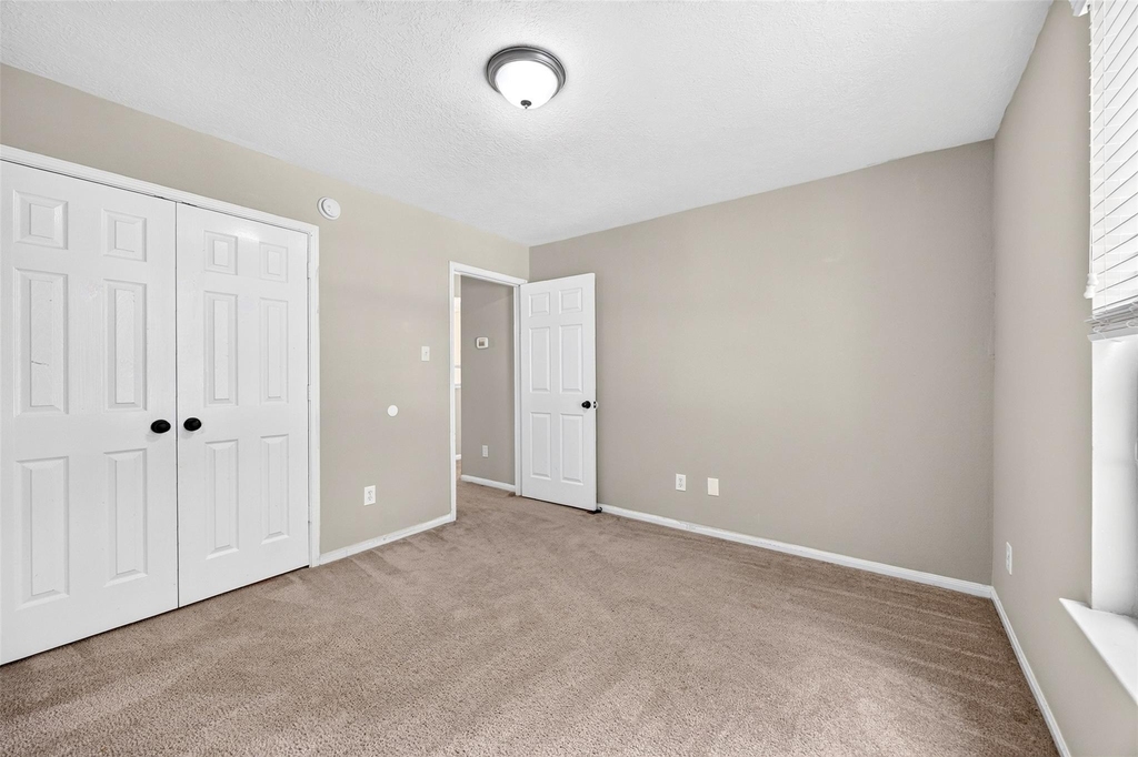 7603 Kenmark Court - Photo 35