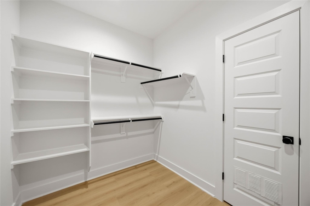 8210 Lawler Street - Photo 24