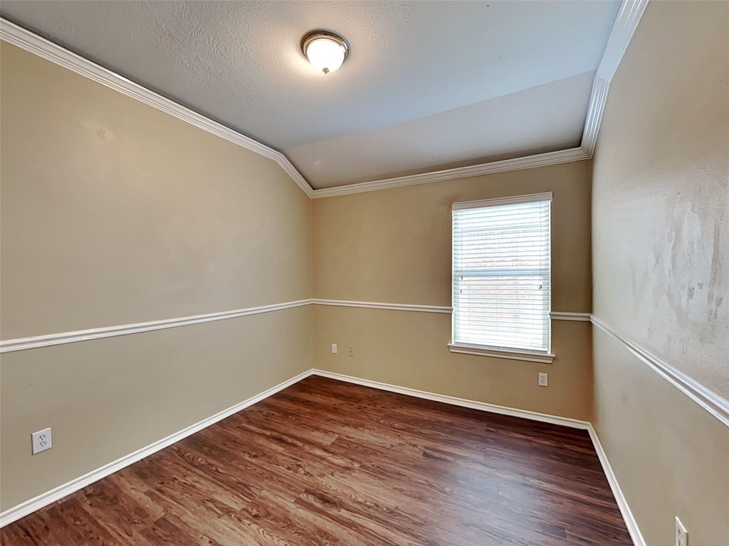 1835 Manor Drive - Photo 13