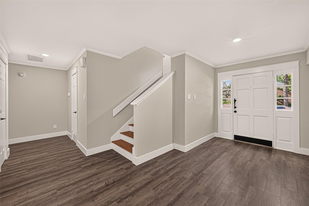 2103 Shadybriar Drive - Photo 5
