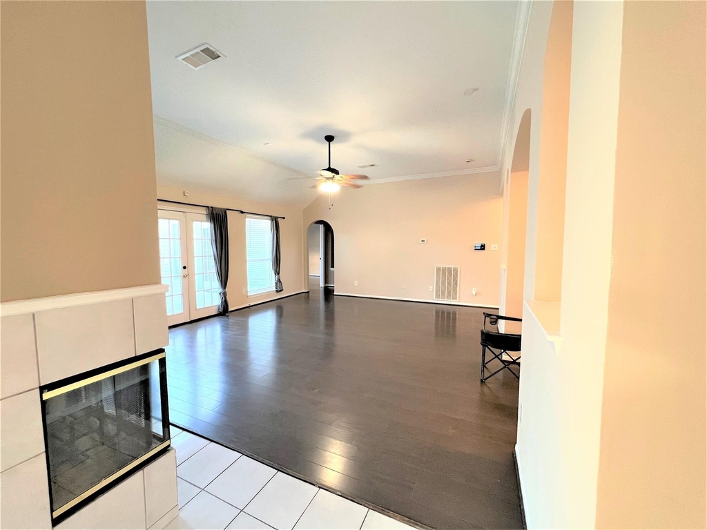 5407 Oak Cove Drive - Photo 4