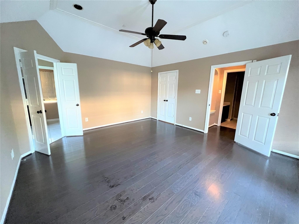 5407 Oak Cove Drive - Photo 10