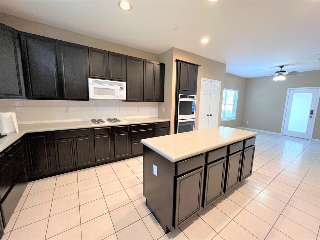 5407 Oak Cove Drive - Photo 9