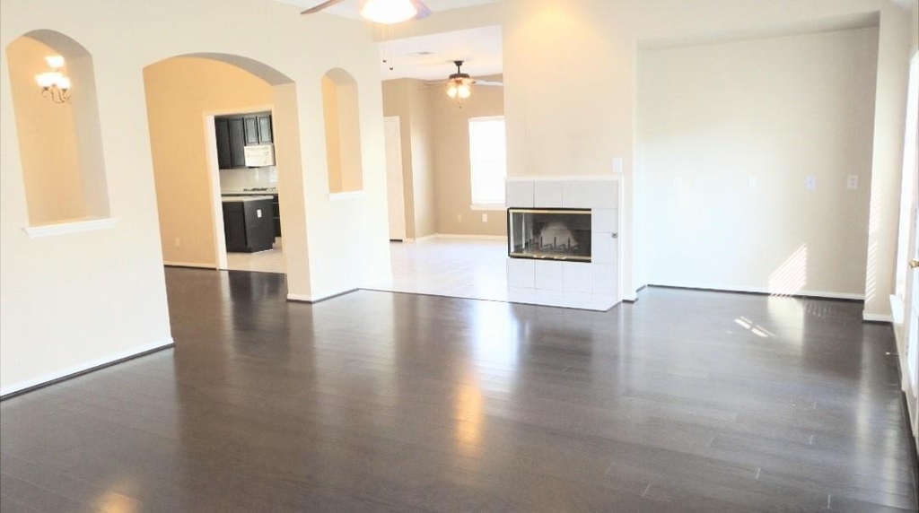 5407 Oak Cove Drive - Photo 5