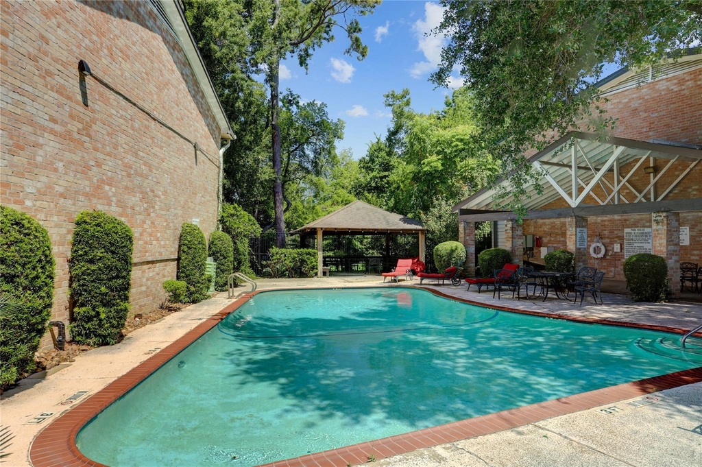 1807 Stoney Brook Drive - Photo 22