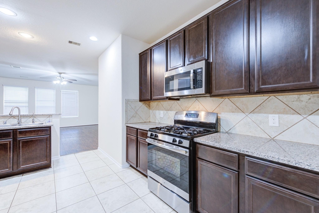 3251 View Valley Trail - Photo 8
