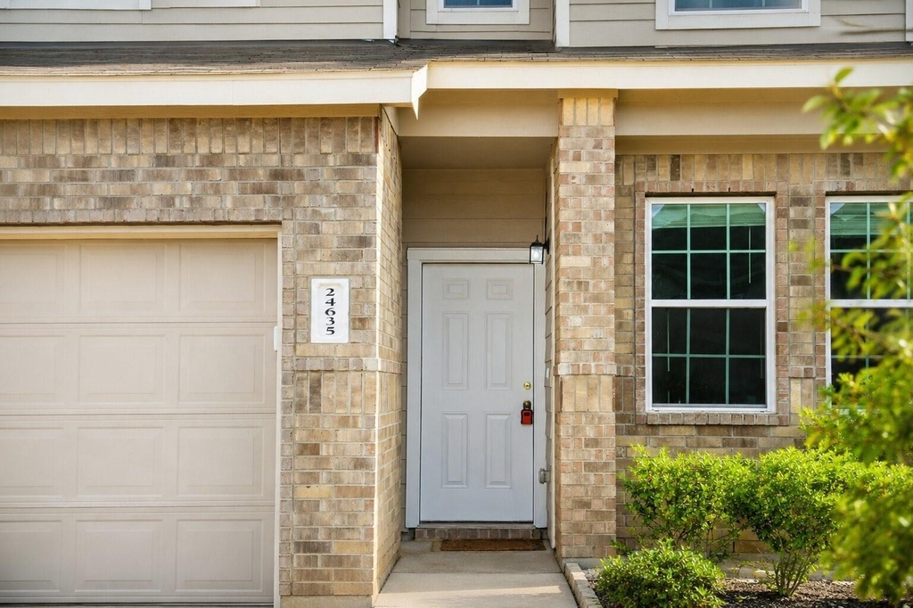 24635 Signorelli Way - Photo 4