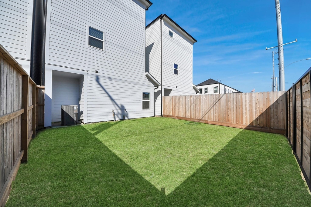 1102 Mansfield Street - Photo 34