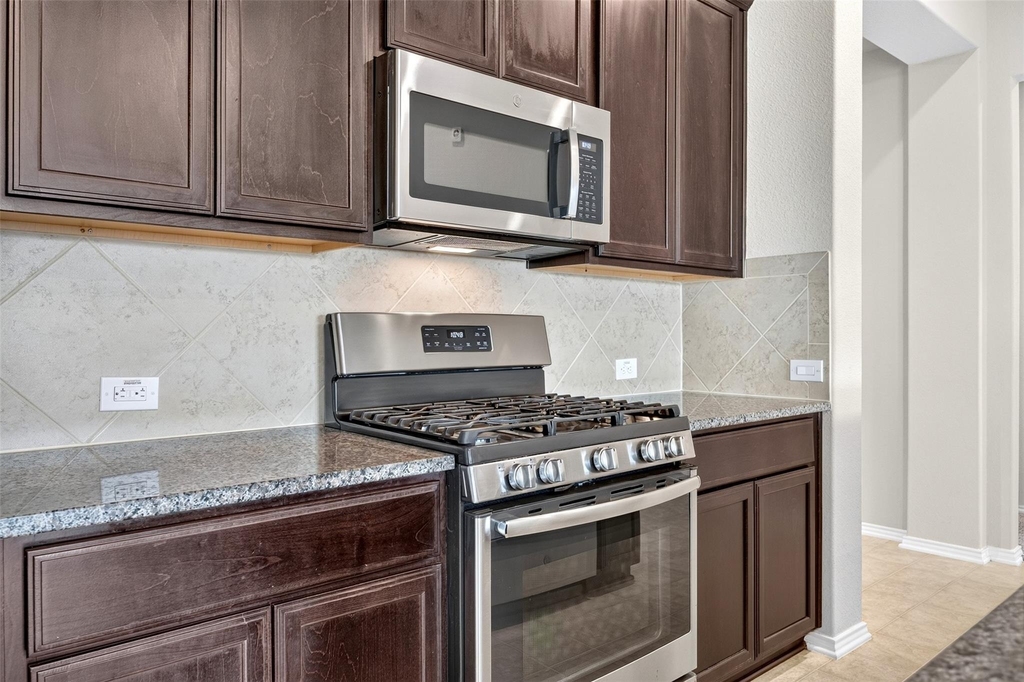 8811 Trenton Landing Lane - Photo 15
