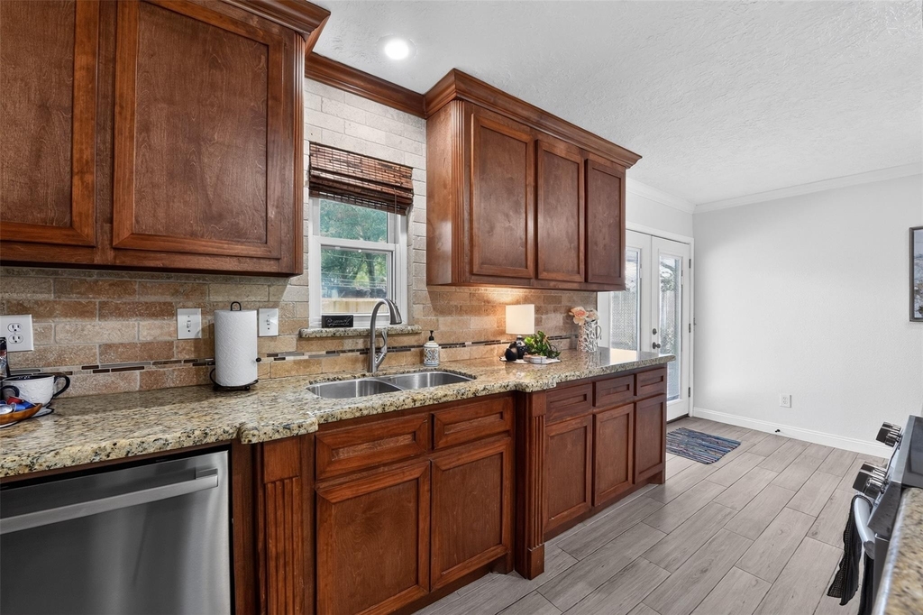 10407 Winding Trail Road - Photo 11